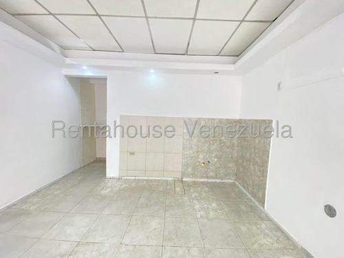 Local En Alquiler En El Limon Avenida Caracas Maracay 25-16904 Mvs