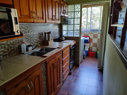 Imagen 5 de 10 de Departamento De 3 Ambientes Con Cochera