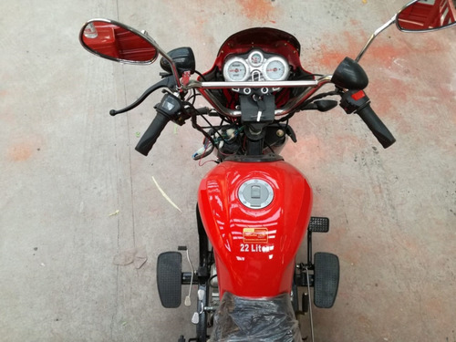 Imagen 11 de 15 de Motos De Carga Bencineras / Triciclos Bencineros
