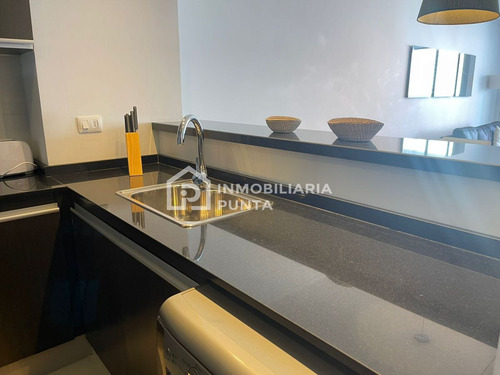 Imagen 9 de 30 de Venta Apto De 2 Dormitorios+ Dependencia En Forest Tower