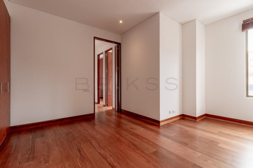 Apartamento En Arriendo/venta En La Cabrera. Cod V6405