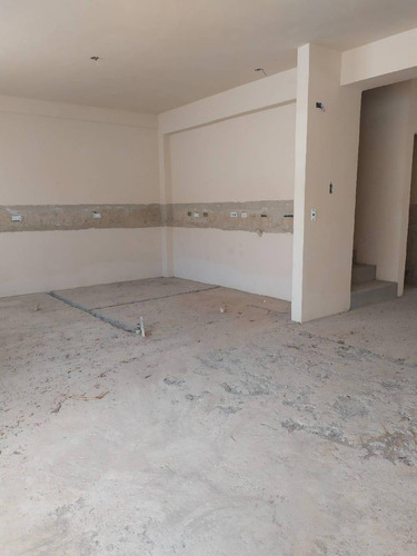 Imagen 10 de 16 de Venta Townhouse Mañongo Naguanagua 0412-4860923.