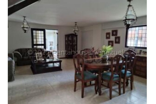Imagen 9 de 21 de #23-15357 Comodo Y Amplio Townhouse Ubicado En Llano Alto
