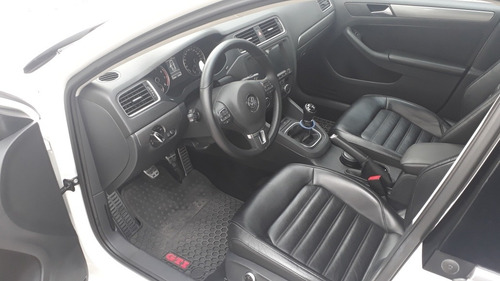 Volkswagen Vento 2.0 Sportline Tsi 200cv 2013