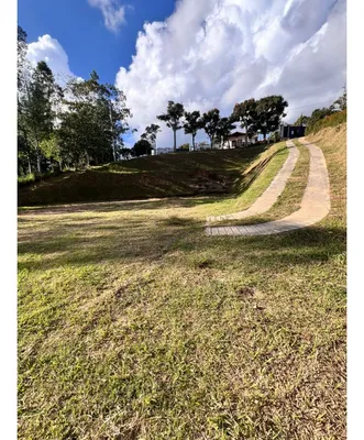 Lote y casalote en venta
