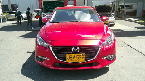 Mazda 3 2.0 Touring At