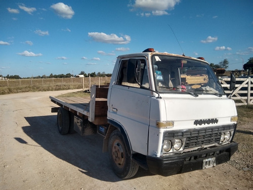 Toyota Dina Dina