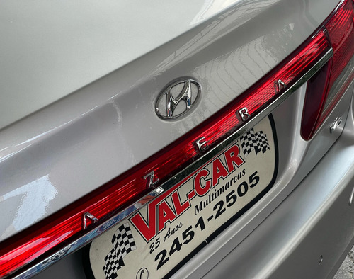 Hyundai Azera 3.3 MPFI GLS SEDAN V6 24V GASOLINA 4P AUTOMÁTICO