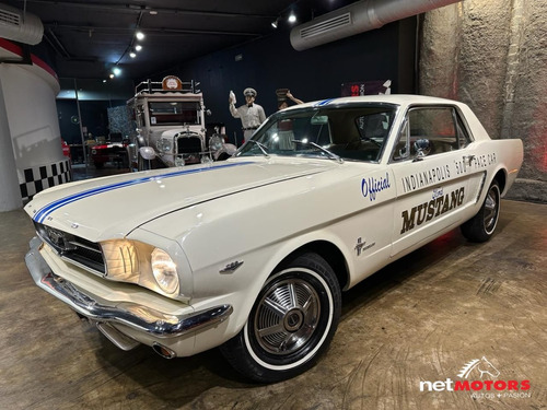 Ford Mustang 1966 Pace Car