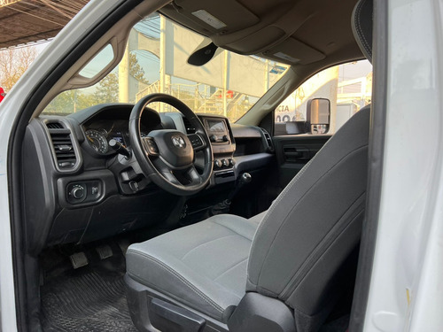 RAM 4000 5.7 Chasis Cabina Pl 4x2 Mt