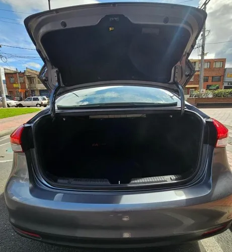 Kia Cerato Pro Sx 2nd Generacion 1.6cc Mt Aa