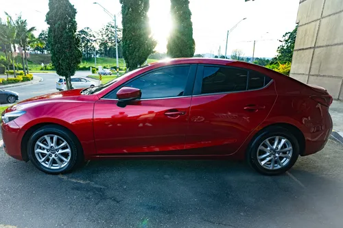 Mazda 3 2.0 Touring At