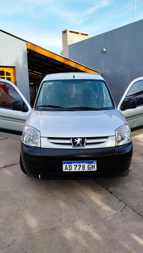 Partner Furgón Mixto Con Doble Portón Lateral Hdi 2019