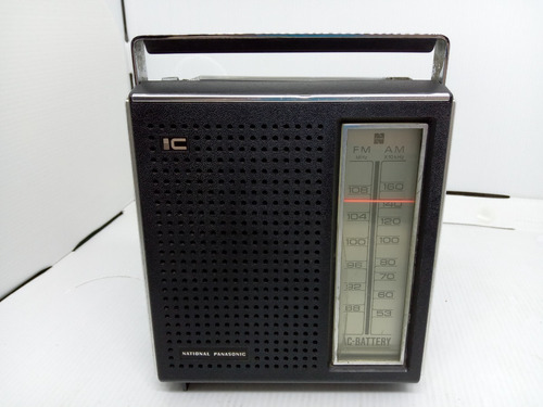Imagem 1 de 8 de Rádio Portátil Panasonic Am Fm Transistor Rf-561b 