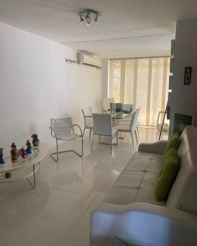 Imagen 13 de 24 de Hermoso Townhouse En La Isla De Margarita, Res. Villas Del Valle.