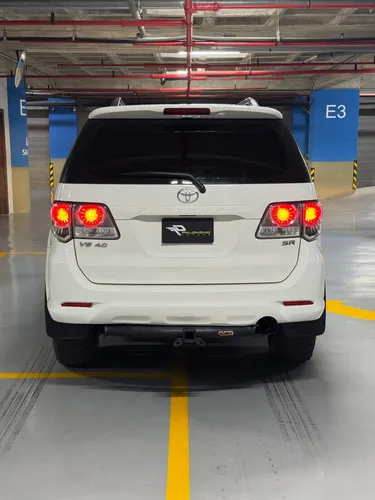 Toyota Fortuner Sr 2013