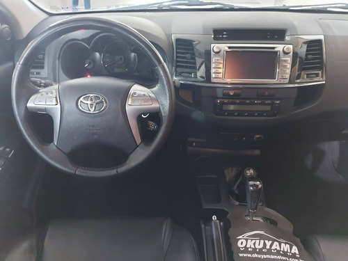 Toyota Hilux Sw4 3.0 Srv 4x4 7 Lugares 16v Turbo