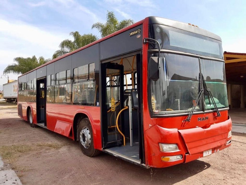 Imagen 5 de 14 de Camion Para Transporte Publico Marca Man Modelo 2013