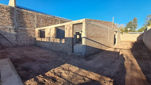 Venta Casa En Obra Gruesa-las Compuertas