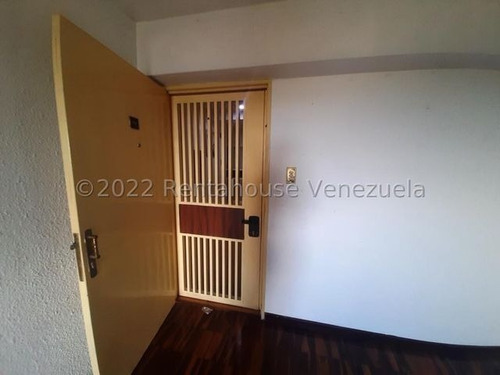 Imagen 12 de 13 de Livy Ramírez Vende Apartamento En Los Naranjos Del Cafetal Mls #23-11190