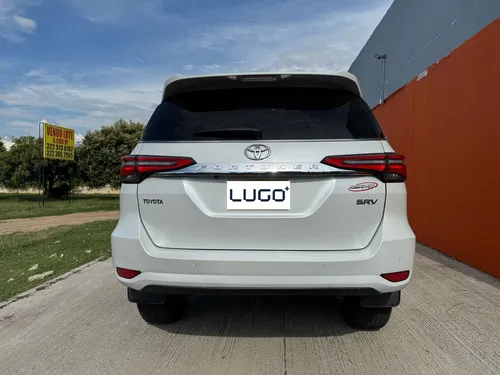 Toyota Fortuner Srv 2023 Único Dueño Como Nueva