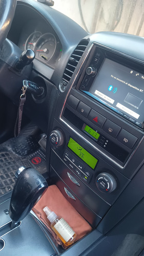 Kia Sorento 2.5 Crdi Ex 4x4 At 140cv