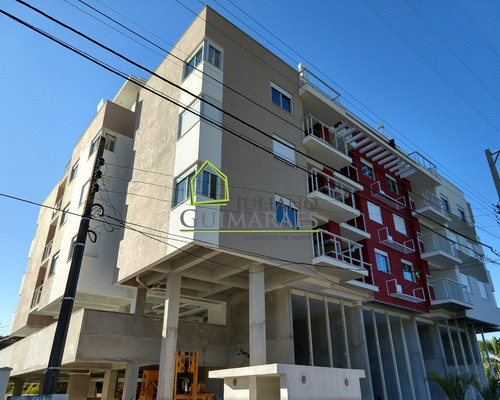 Apartamento Semi-mobiliado, À Venda Á 600 Metros Da Praia Em Jurerê, Residêncial, Florianópolis Sc - Ap00502 - 33730832