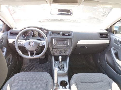 Imagen 9 de 13 de Volkswagen Jetta Trendline 2622