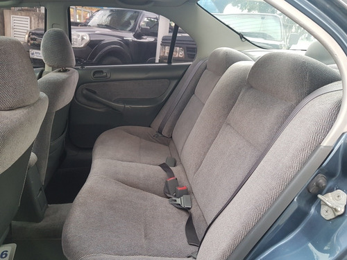 Imagem 2 de 6 de Honda Civic