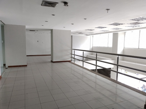 Imagen 7 de 13 de Vendo Local En Excelentes Condiciones