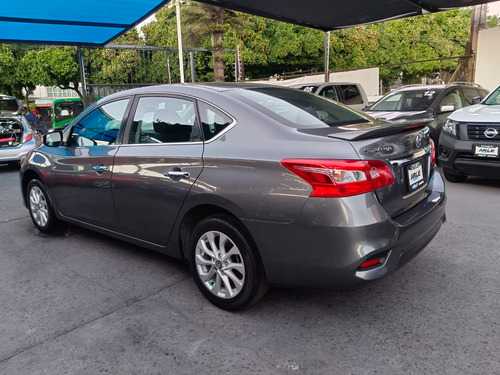 Nissan Sentra 1.8 Advance Cvt