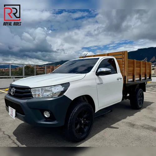 Toyota Hilux 2.7l ESTACAS