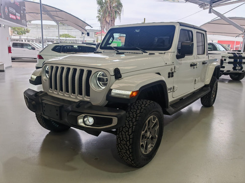 2020 Jeep Gladiator Overland 4x4
