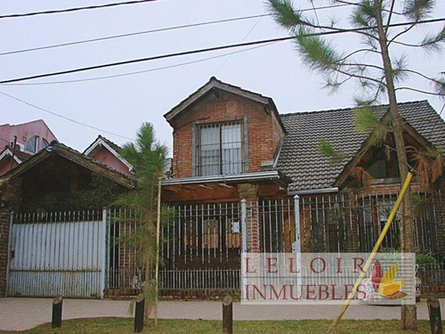 Casa En Venta De 3 Amb En Parque Leloir