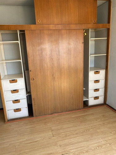 140 M2. Arriendo 4 Dorm. Mas Servicio.