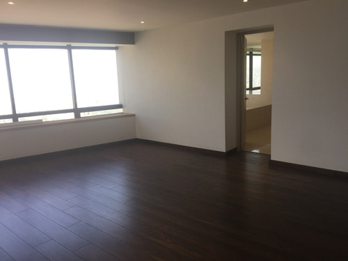 Imagen 13 de 25 de Increíble Ph Remodelado En Torre Lomas Con Vista Panorámica