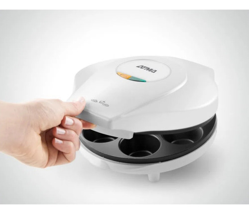 Maquina Para Hacer Cup Cake Maker Antiadherente Atma Cm8910p