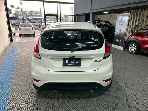 Ford Fiesta Kinetic Design 1.6 S 120cv 2015