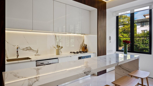Pier 57 Unit 211
