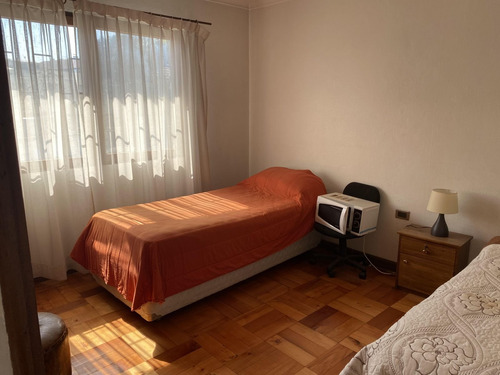Amplia Casa Con Gran Terreno A La Venta En Ñuñoa