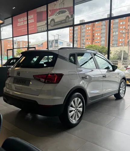 Seat Arona 1.6 Reference