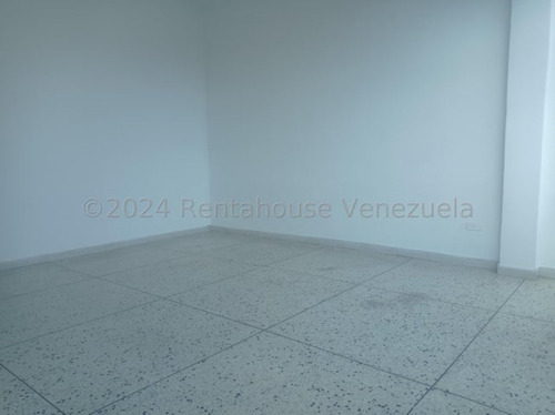 Milagros Inmuebles Apartamento Alquiler Barquisimeto Lara Zona Centro Economica Residencial Economico Código Inmobiliaria Rent-a-house 25-5187