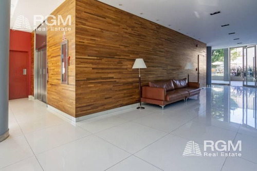 Imagen 2 de 17 de Venta De Departamento En Torre Exclusiva