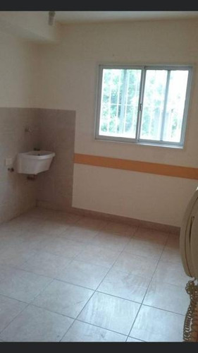 Imagen 3 de 10 de Se Vende Hermoso Departamento Con Balcón. Zona Abasto. Ideal Inversión. Oportunidad.