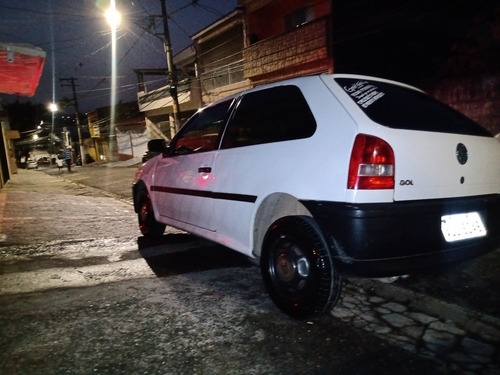 Imagem 13 de 15 de Volkswagen Gol 1.0 At 8 Válvulas