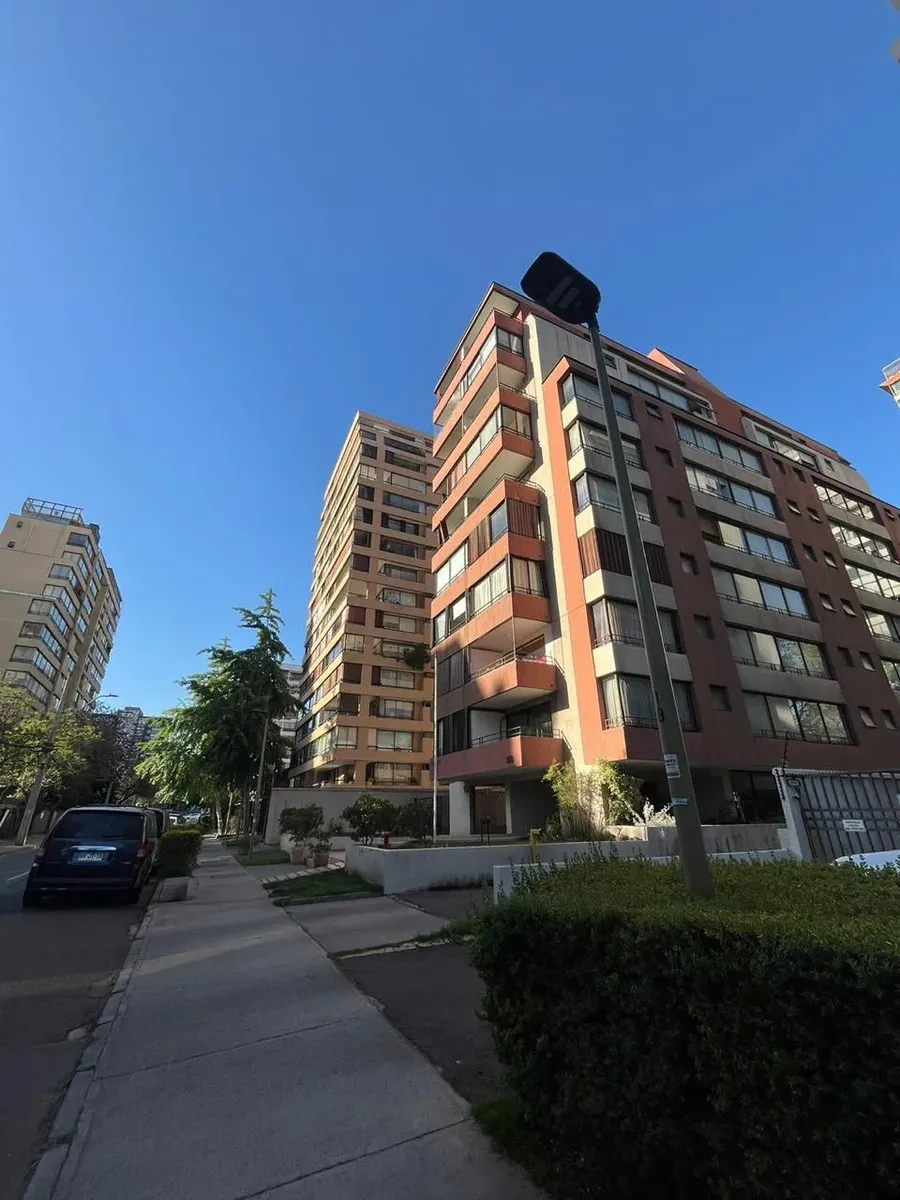 Imagen 2 de 10 de Depto Orientación Norte Poniente En Piso 8 Con Terraza