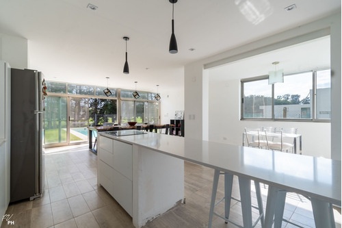 Imagen 10 de 30 de Casa En Venta 3 Dorm En Barrio Cerrado Brisanova