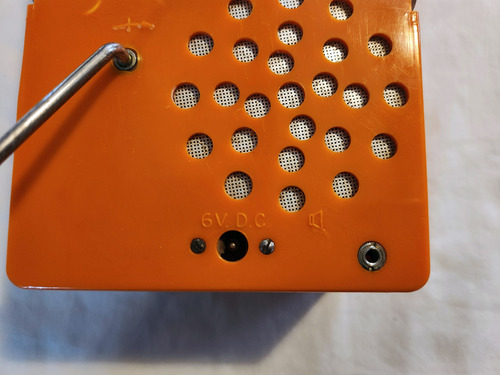 Reproductor De Cassette Portatil (casetera) (Usado)