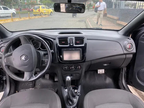 Renault Logan 1.6 Expression