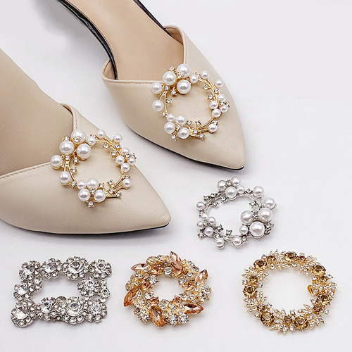 Zapatos De Novia Con Estampado De Flores Y Hebilla De Perlas